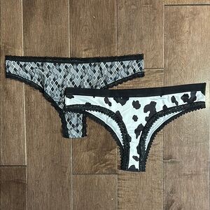 Nwot 🐄 & Geo Panties
